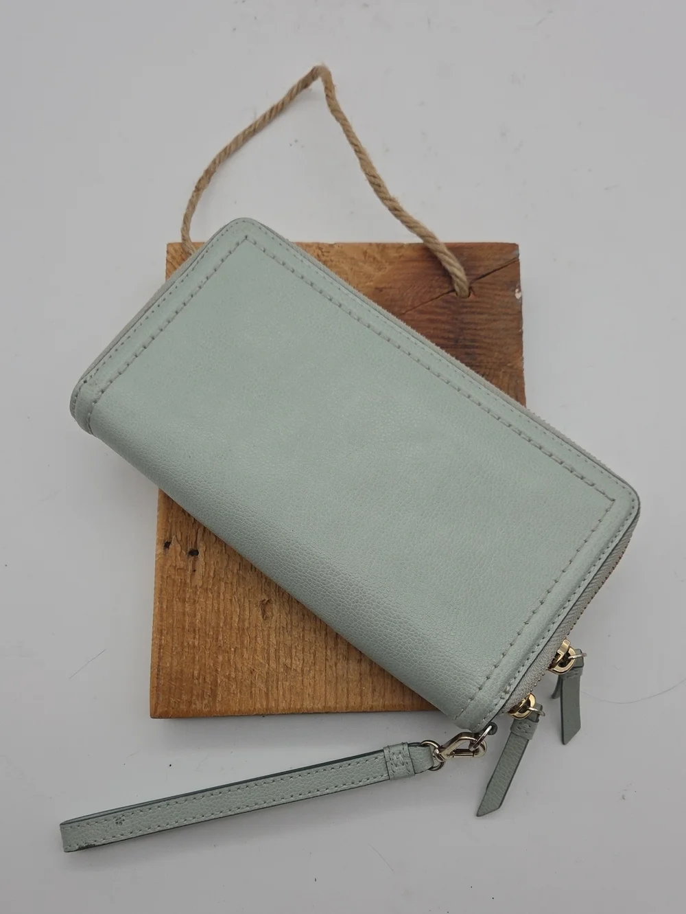 Kate Spade Sage Green Wallet Zip Around Clutch